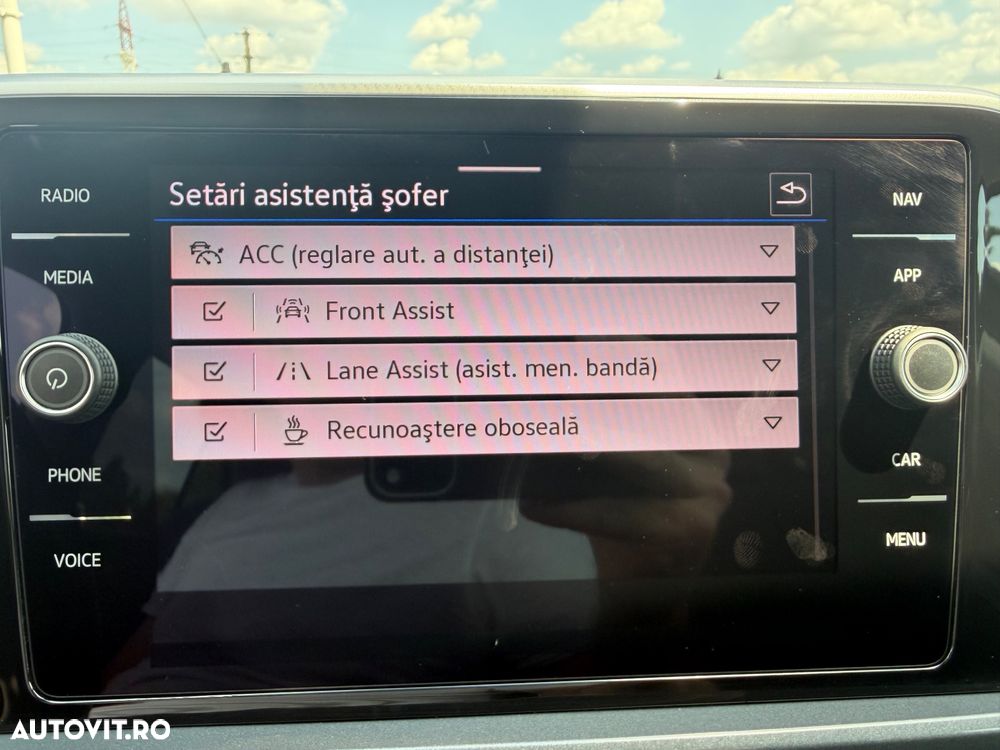 Volkswagen T-Roc 1.5 TSI DSG Style - 20