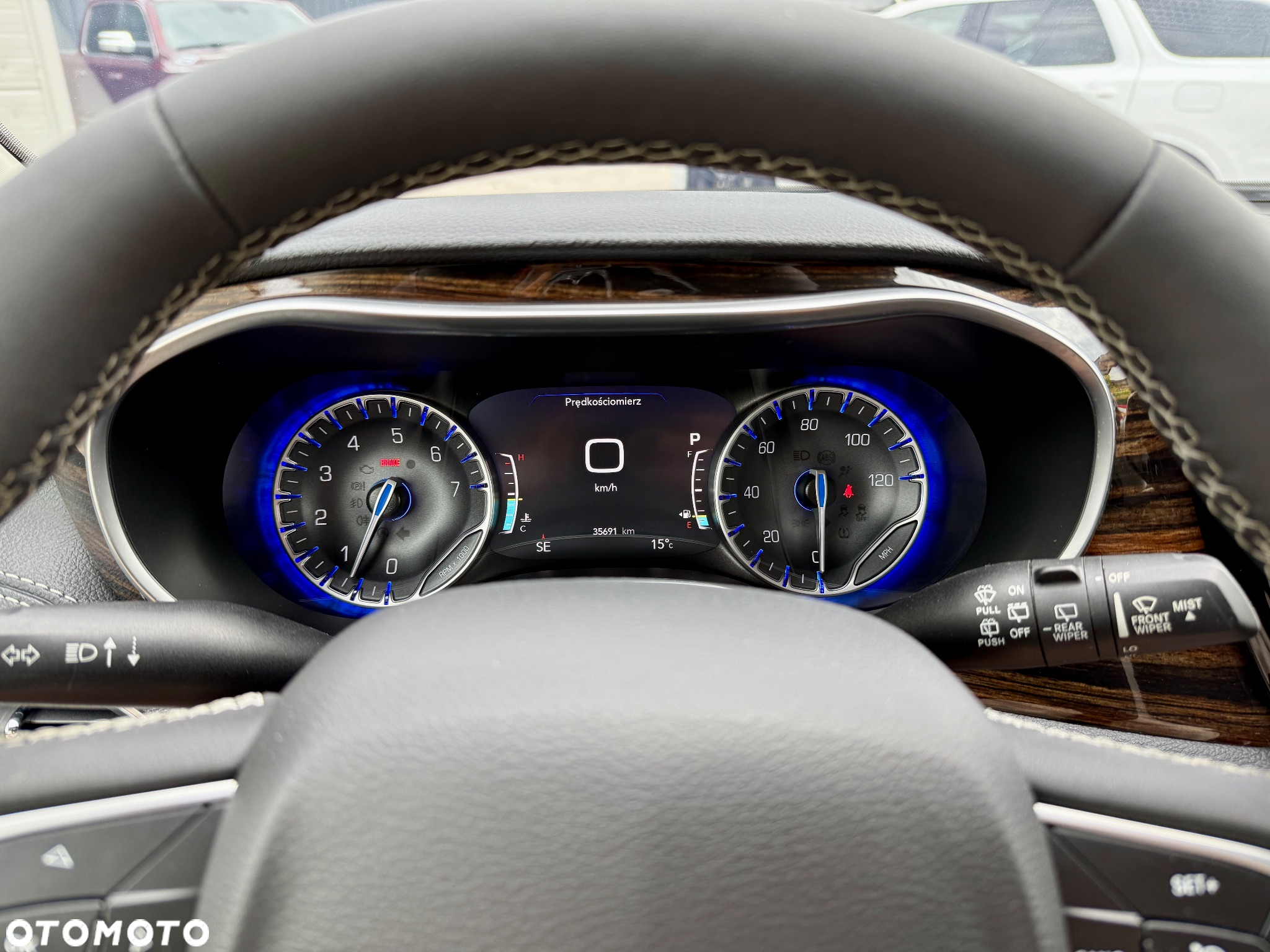 Chrysler Pacifica - 21