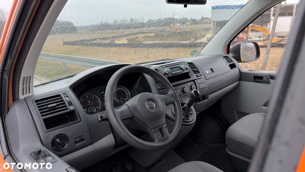 Volkswagen Transporter Lang - 8