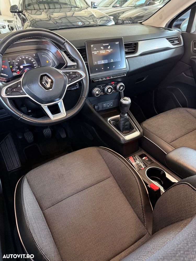 Renault Captur - 26