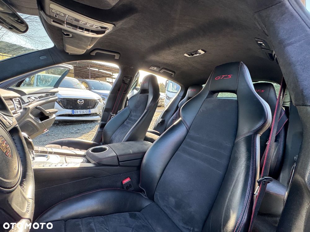 Porsche Panamera GTS - 17