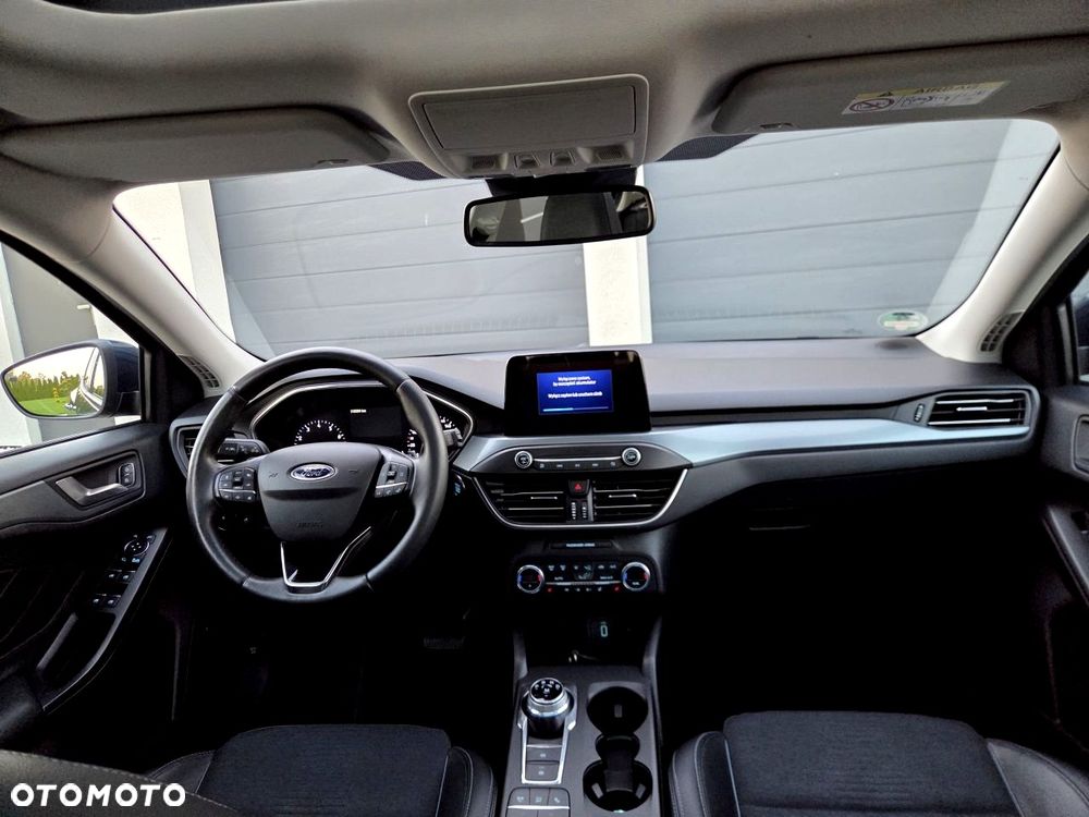 Ford Focus 1.5 EcoBoost Active X - 33