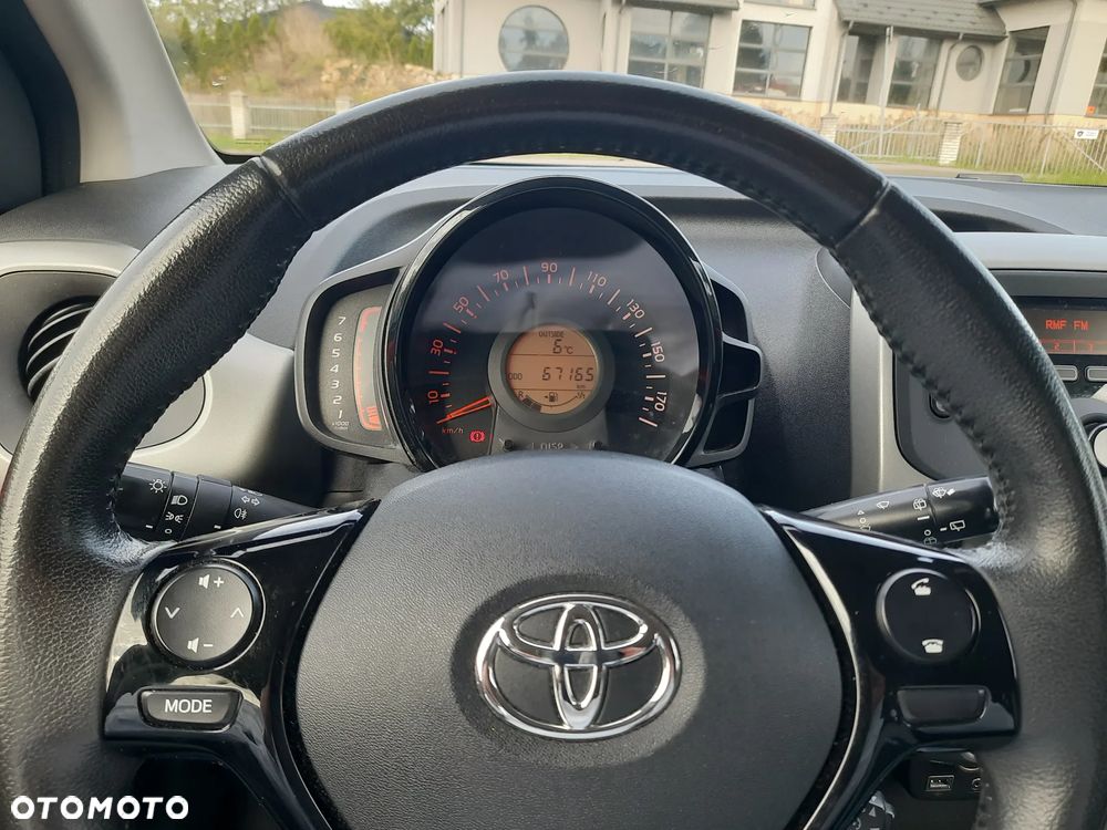 Toyota Aygo 1.0 VVT-i Sprint EU6 - 21