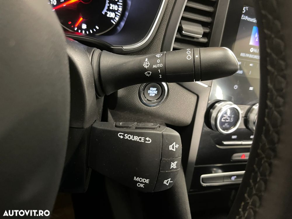 Renault Megane TCe 140 EDC GPF Equilibre - 21