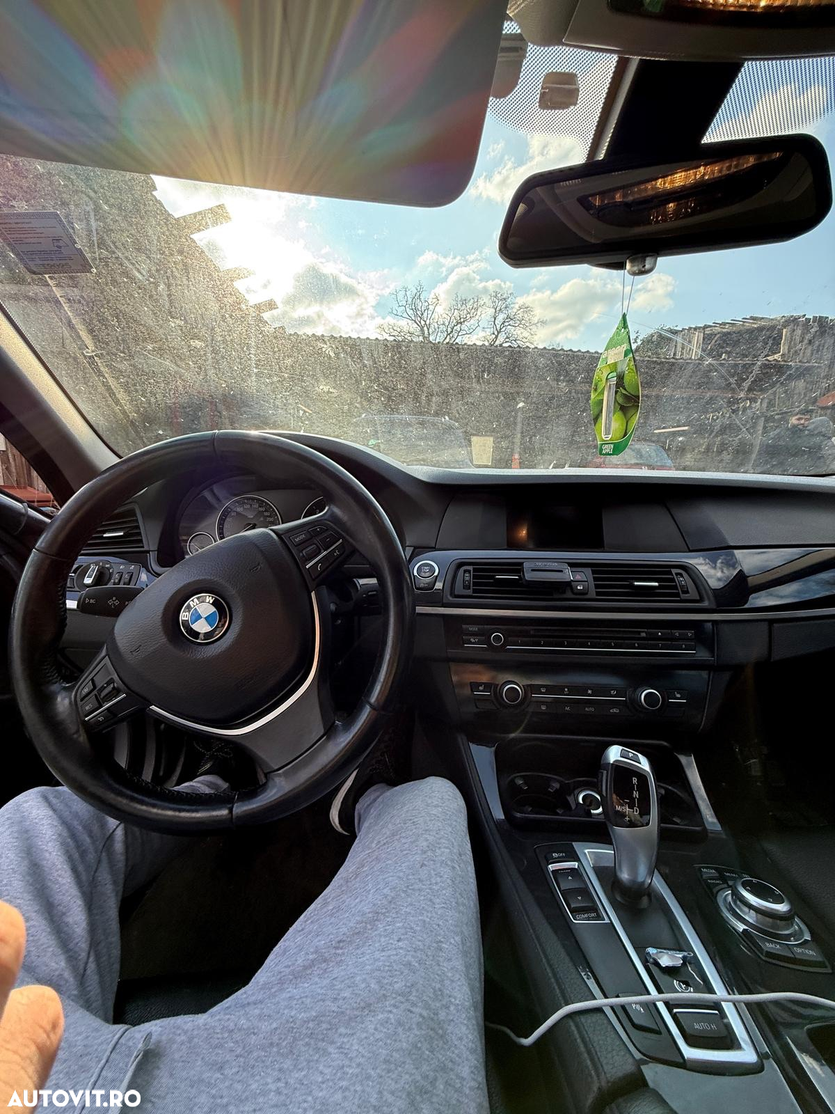BMW Seria 5 520d - 3