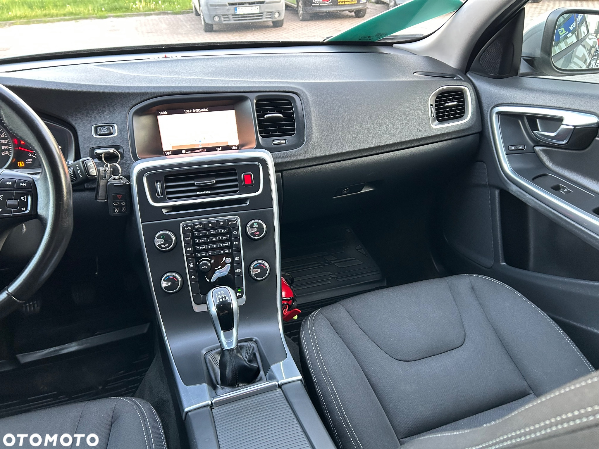 Volvo V60 D2 Drive-E Dynamic Edition (Momentum) - 18