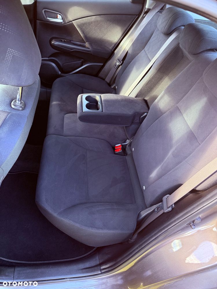 Honda Civic 1.4 i-VTEC Sport - 16