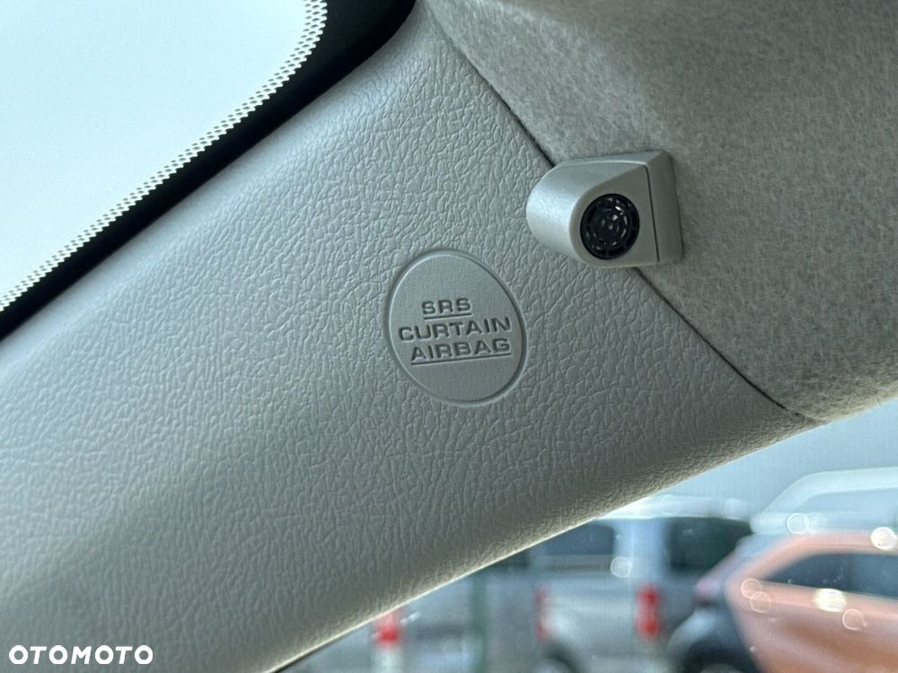Toyota Yaris - 24