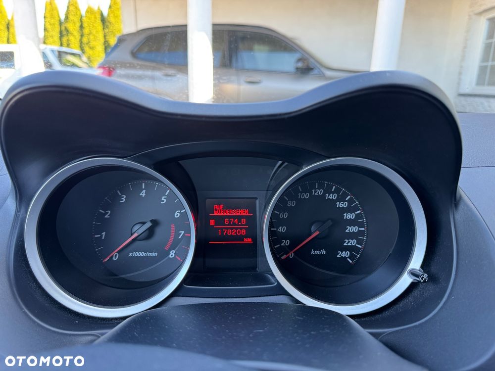 Mitsubishi Lancer 1.6 Invite - 15