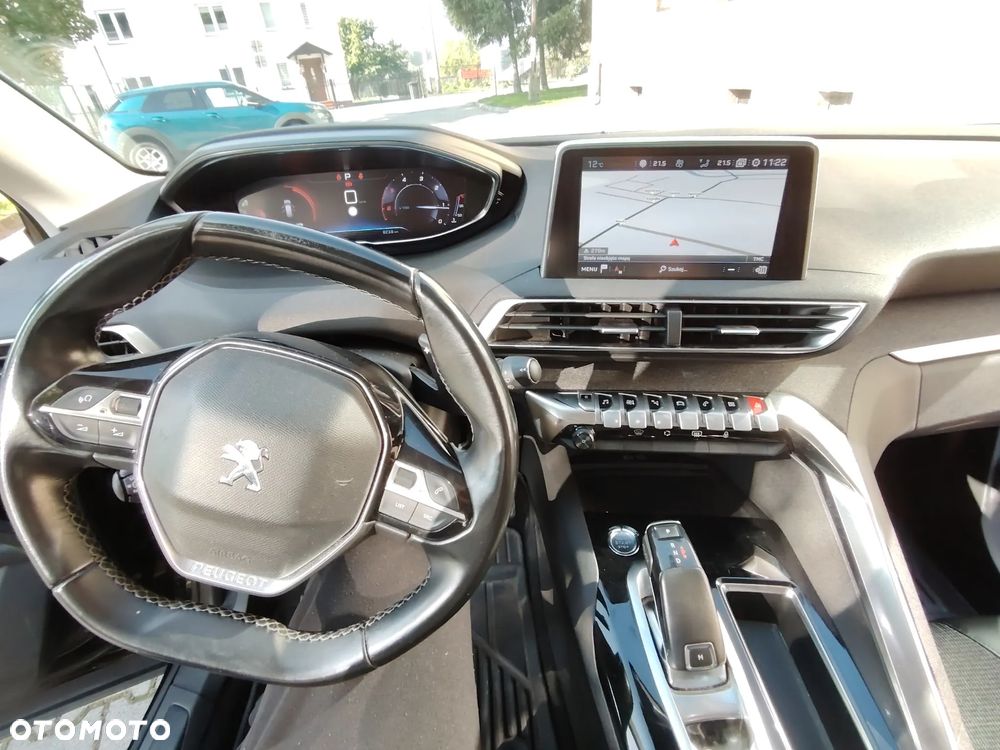 Peugeot 5008 1.5 BlueHDI Allure S&S EAT8 - 18