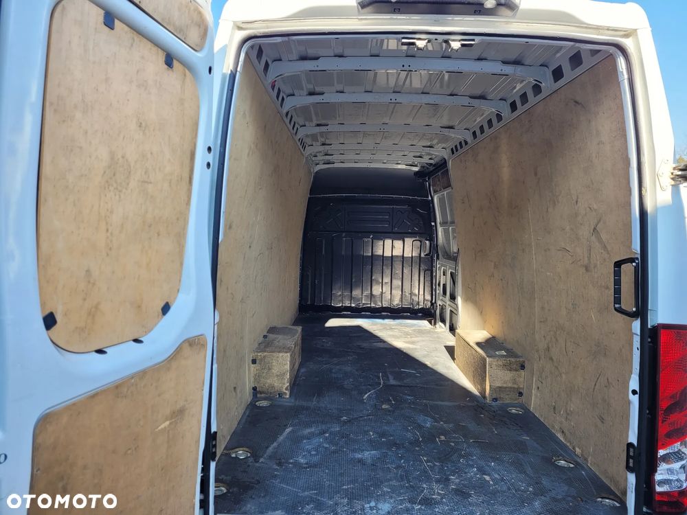 Iveco 35s18 - 15