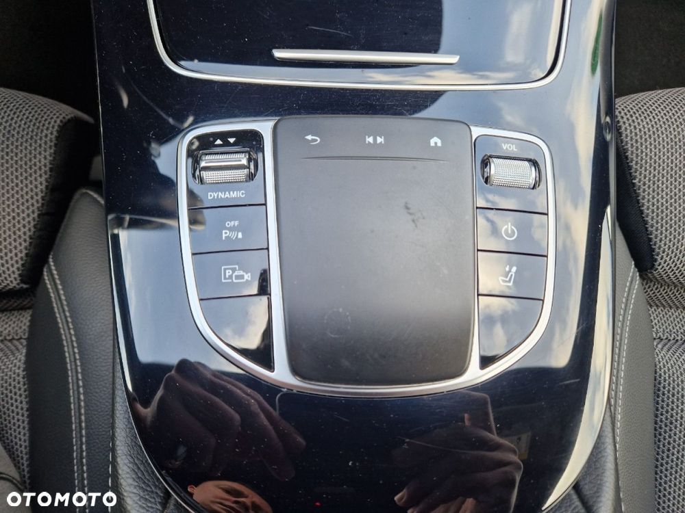 Mercedes-Benz Klasa E 300 de 9G-TRONIC Avantgarde - 17