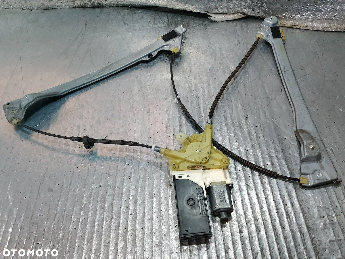 PODNOŚNIK SZYBY PRAWY PRZÓD RENAULT LAGUNA III 807000002R 974824103 - 4