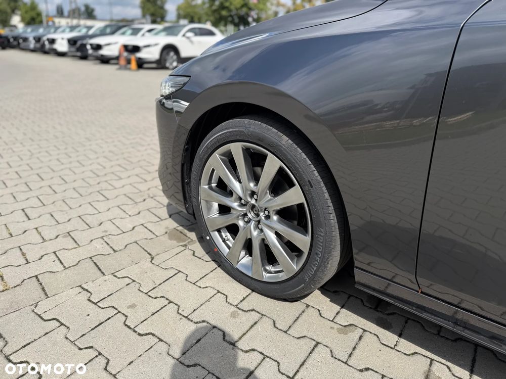 Mazda 3 2.0 mHEV Takumi - 13