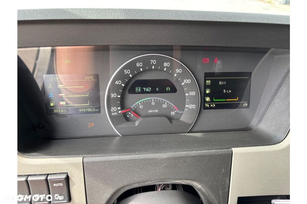 Volvo FM500 6x2*4 + RETARDER + CARRIER SUPRA 1250 + DOUBLE STOCK - 19