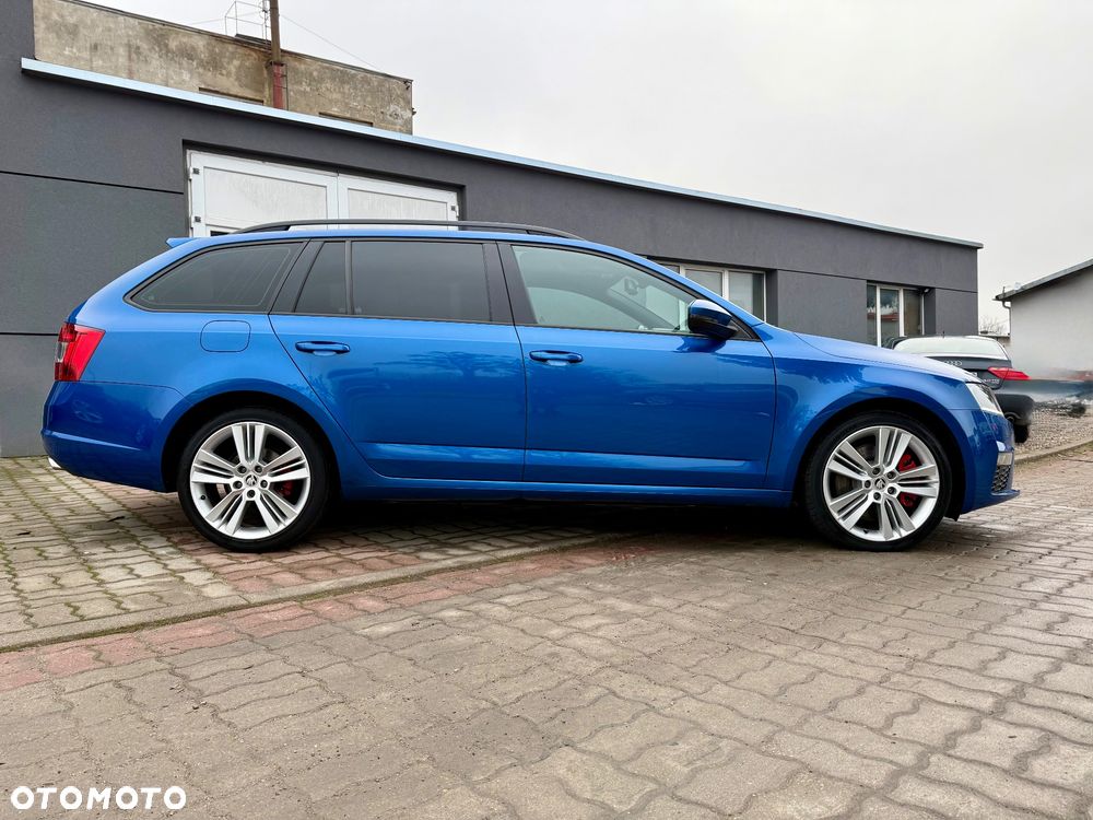 Skoda Octavia 2.0 TDI DSG RS - 6