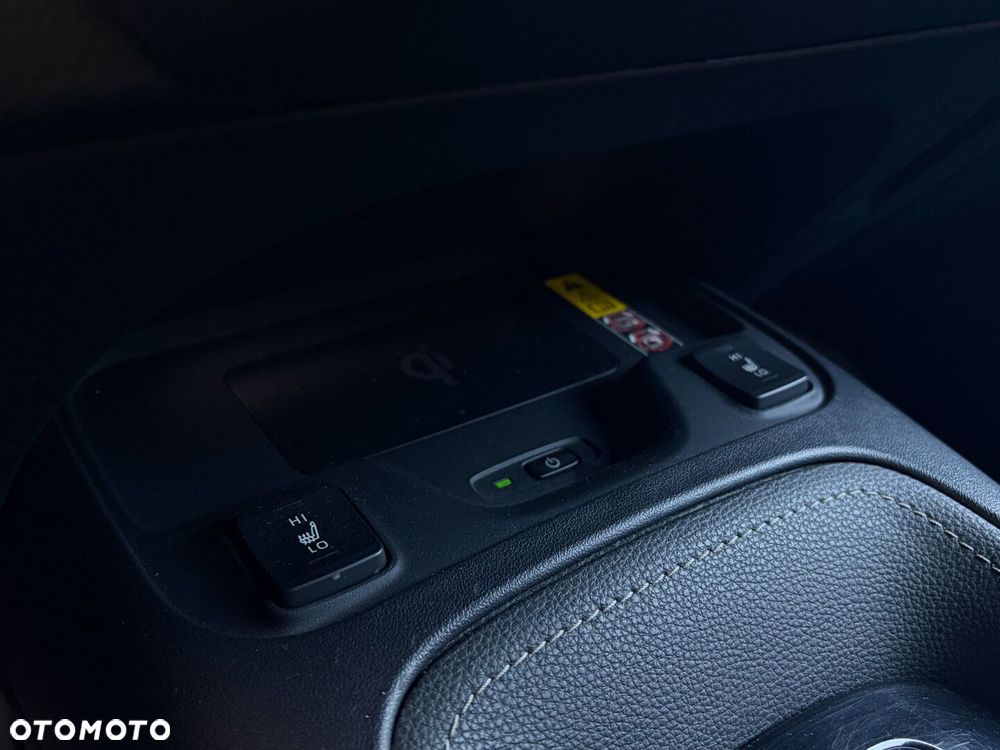 Toyota Corolla 1.8 Hybrid Style - 23