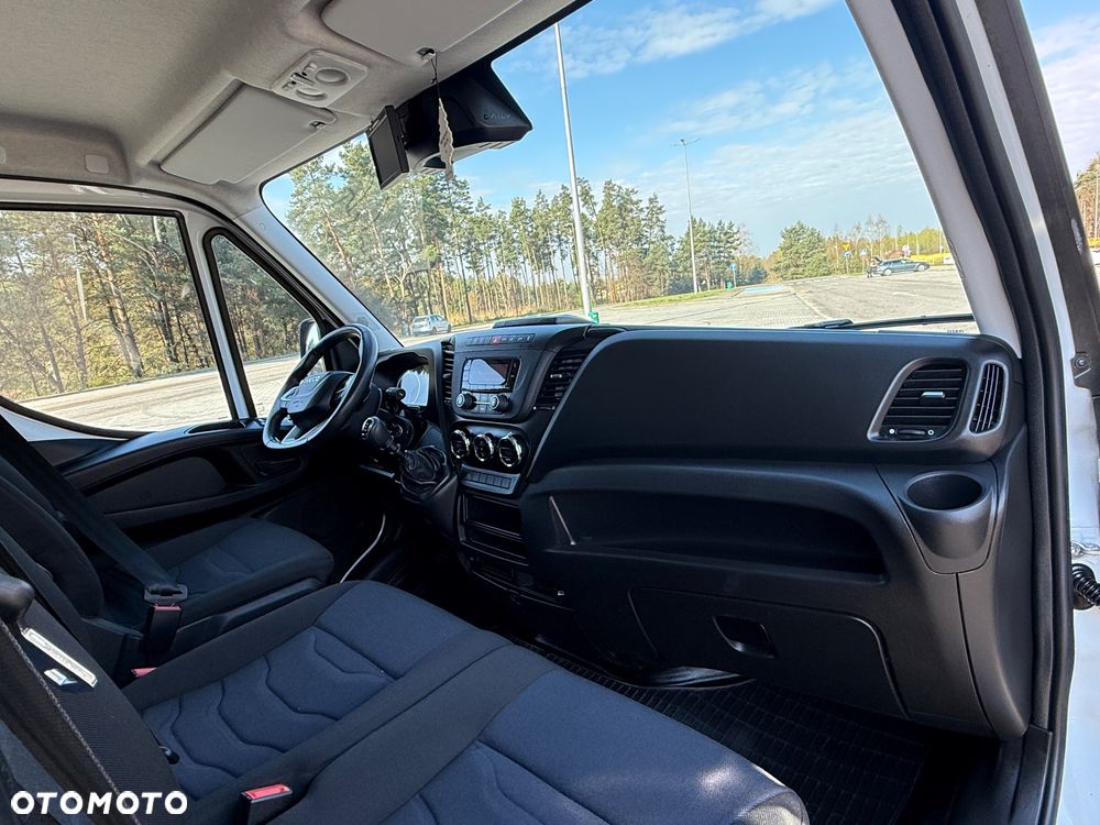 Iveco DAILY 50-180 3.0 HPI 180KM SKRZYNIA 6.30M ! 22 Tyś km ! 15E.PALET! FULL LED ! Resor+Poduszka! Salon Polska! - 22