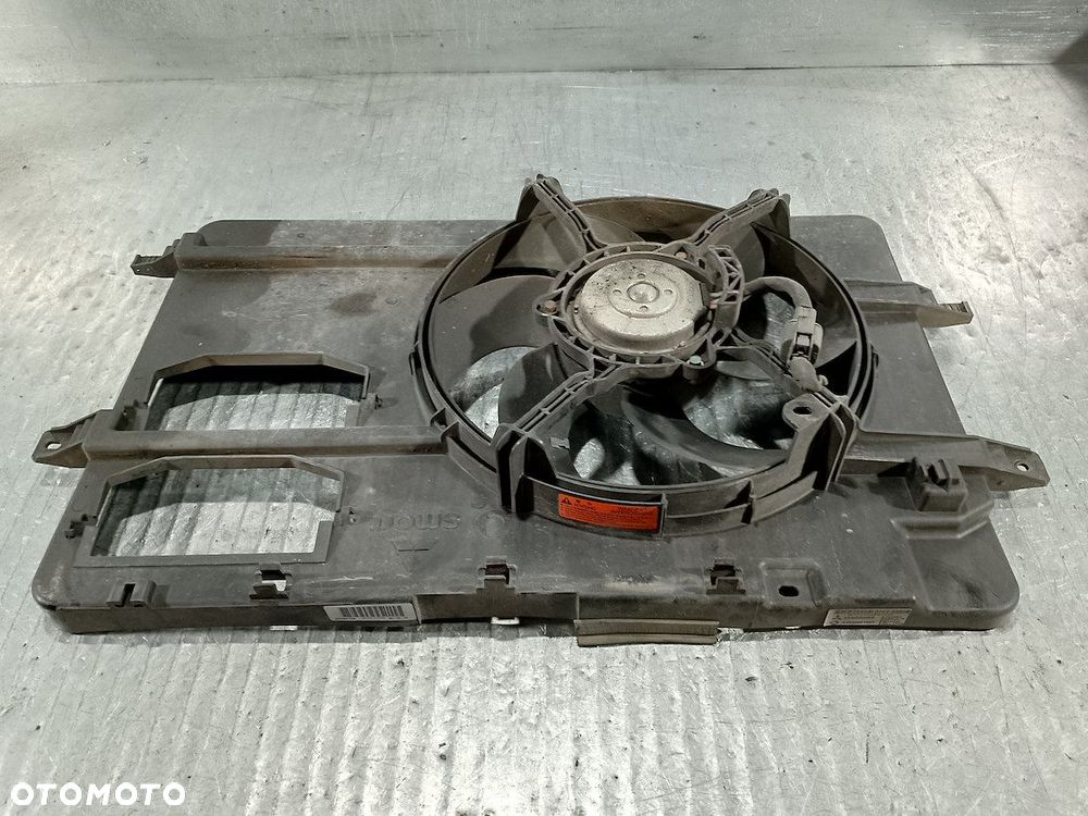 WENTYLATOR CHŁODNICY SMART FORFOUR I 1350A066  A4545001503 1.1 12V - 2