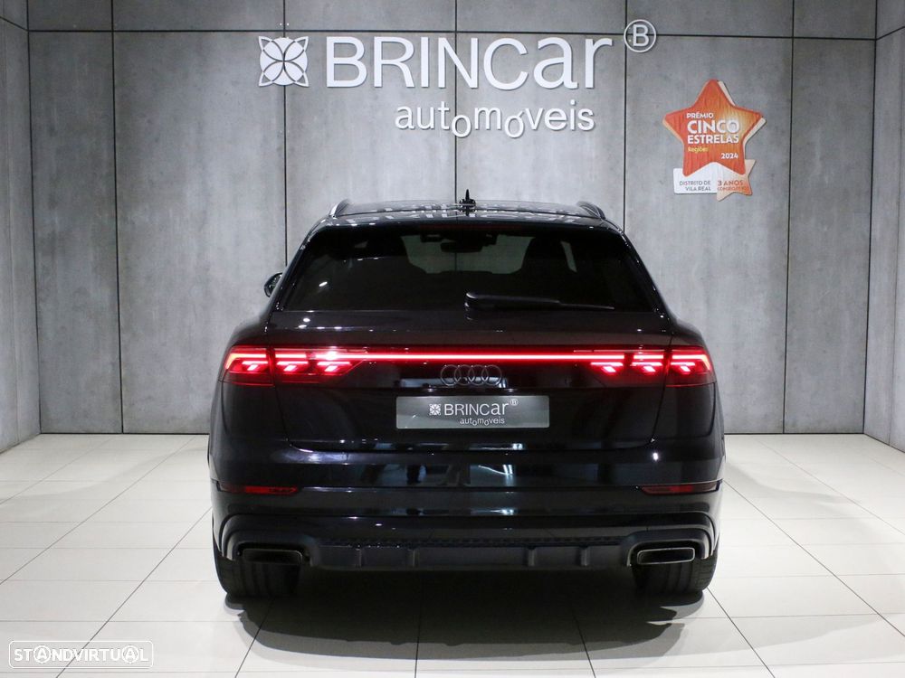 Audi Q8 55 TFSIe quattro Tiptronic - 18