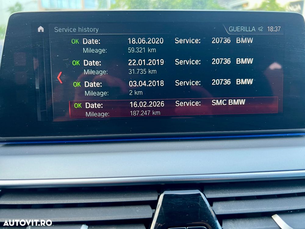 BMW Seria 5 520d AT - 32