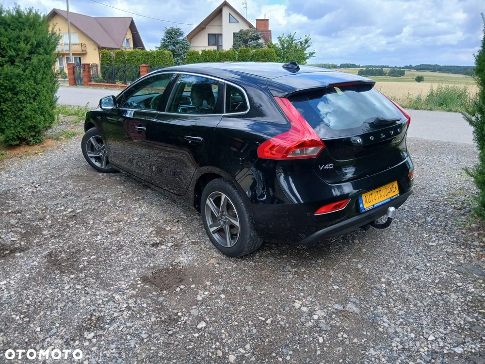 Volvo V40 D2 - 4
