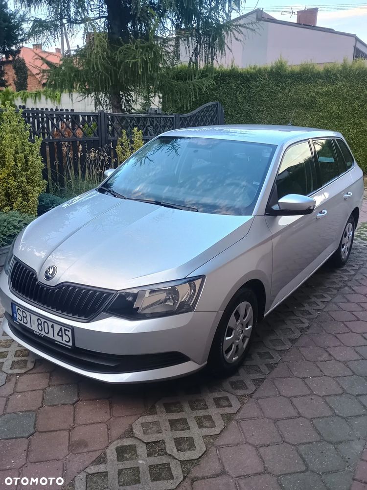 Skoda Fabia 1.2 TSI Active - 2