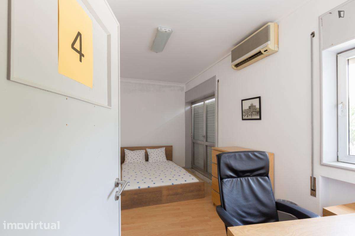Quarto - localizado em Bonfim Porto - Grande imagem: 4/41