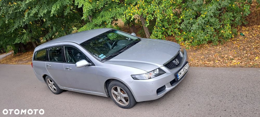 Honda Accord - 1
