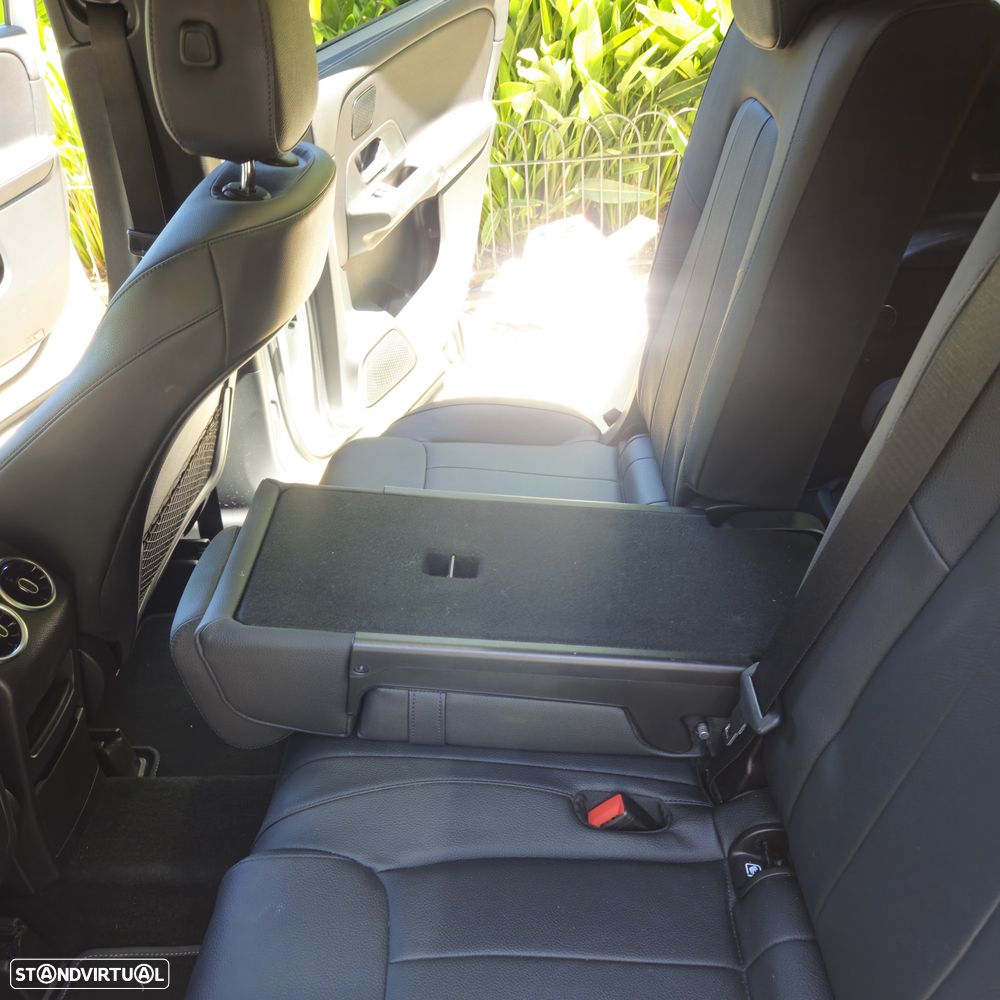 Mercedes-Benz GLB 200 d AMG Line - 12