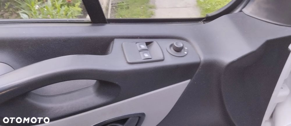 Renault Trafic - 7