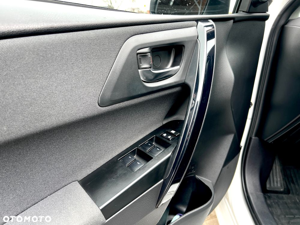 Toyota Auris 1.4 D-4D Comfort - 16