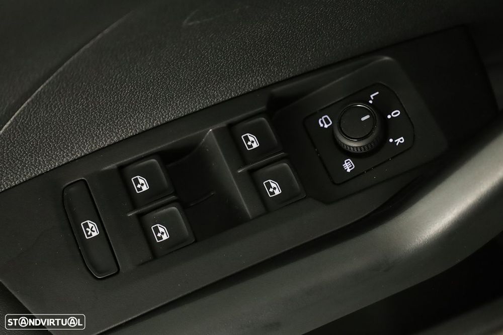 VW T-Cross 1.0 TSI Urban - 18