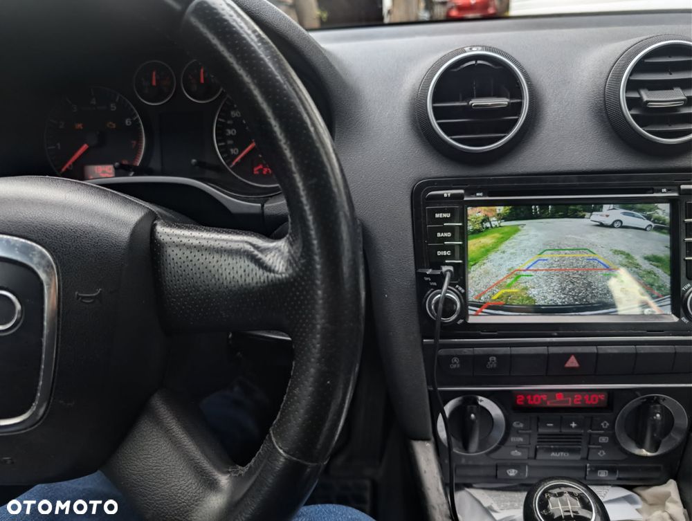 Audi A3 3-drzwiowe 1.6 Attraction - 4