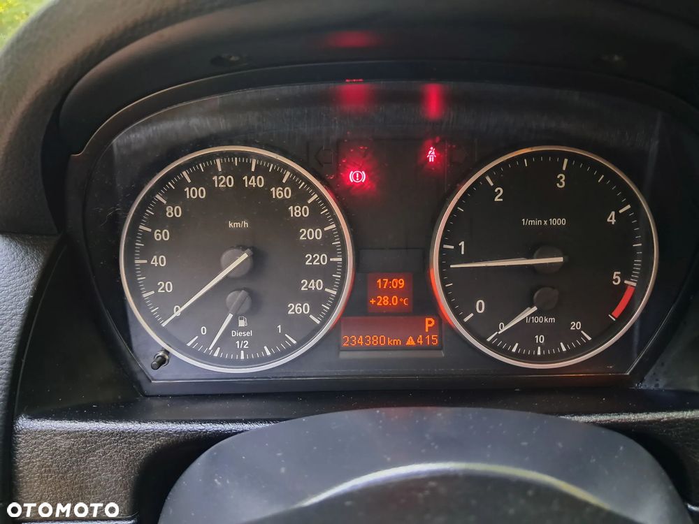 BMW X1 xDrive18d Sport Line - 8