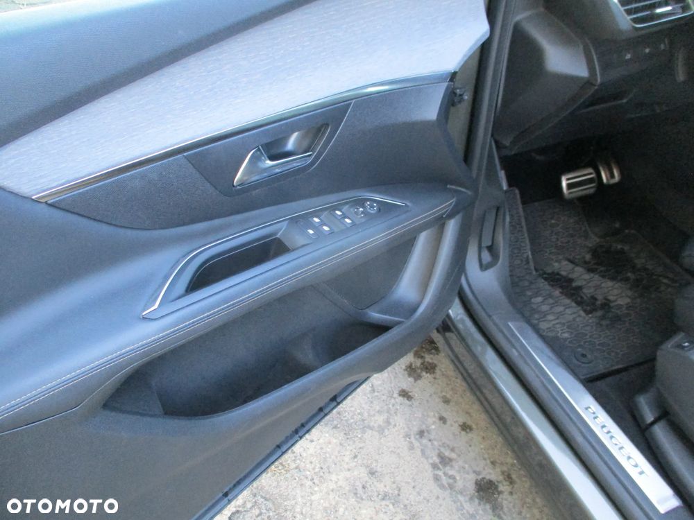 Peugeot 3008 2.0 BlueHDi GT S&S EAT8 - 18