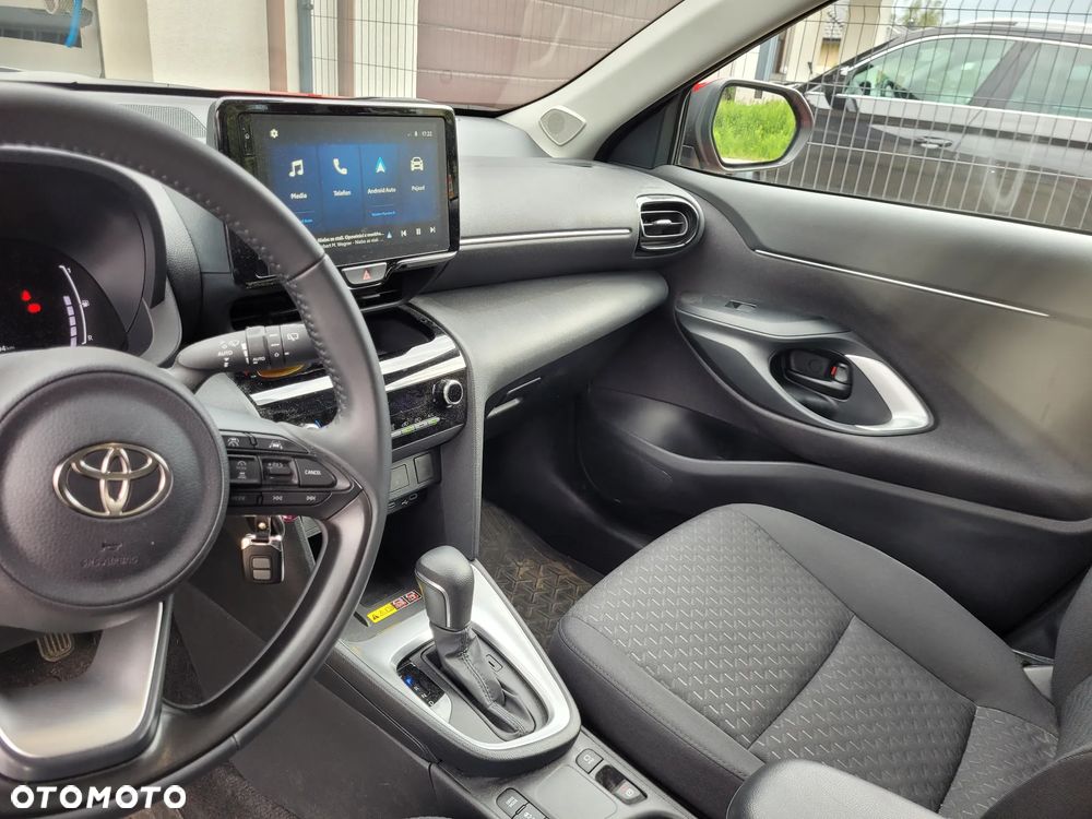 Toyota Yaris Cross - 11