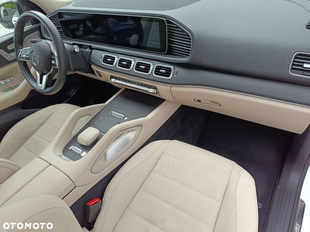 Mercedes-Benz GLE - 28