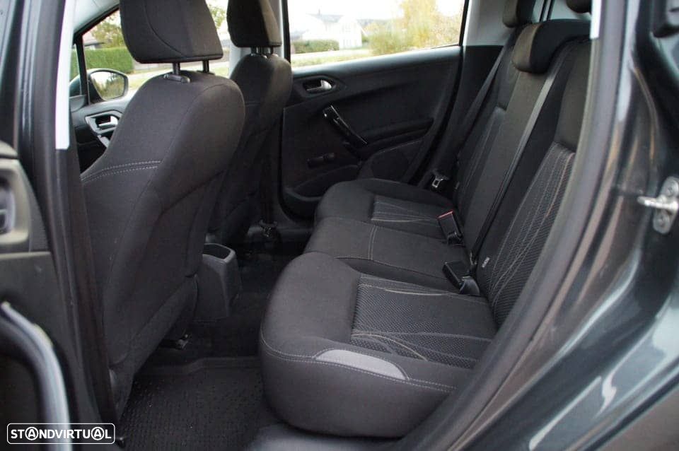 Peugeot 208 1.2 VTi Access - 7