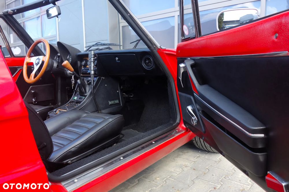 Alfa Romeo Spider - 25