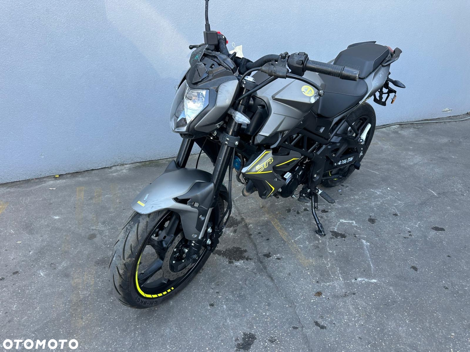 Benelli BN 125 - 4