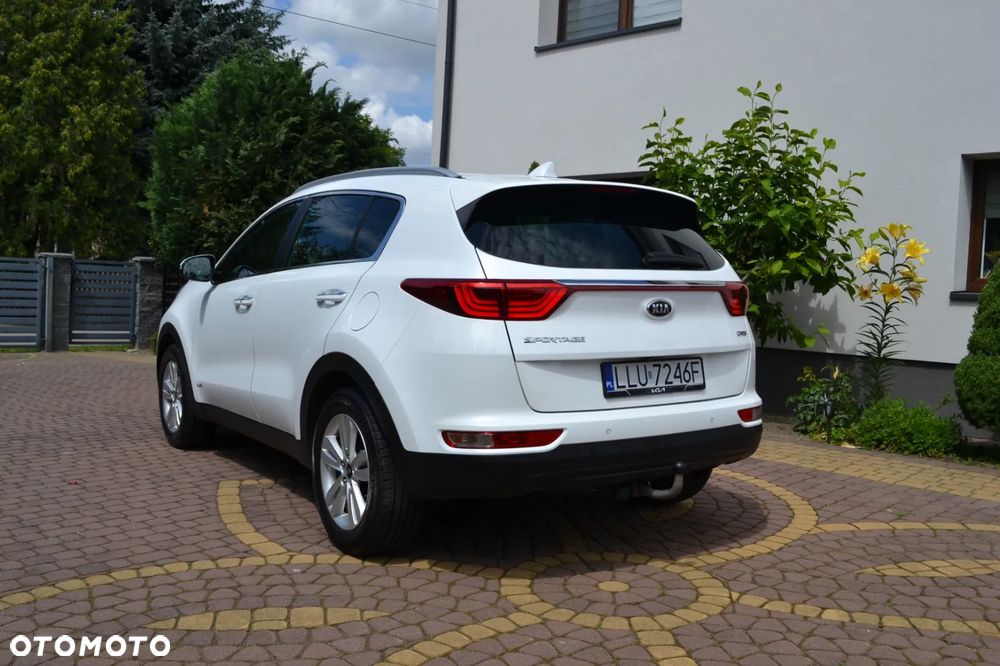 Kia Sportage 2.0 CRDI 4WD Attract - 13