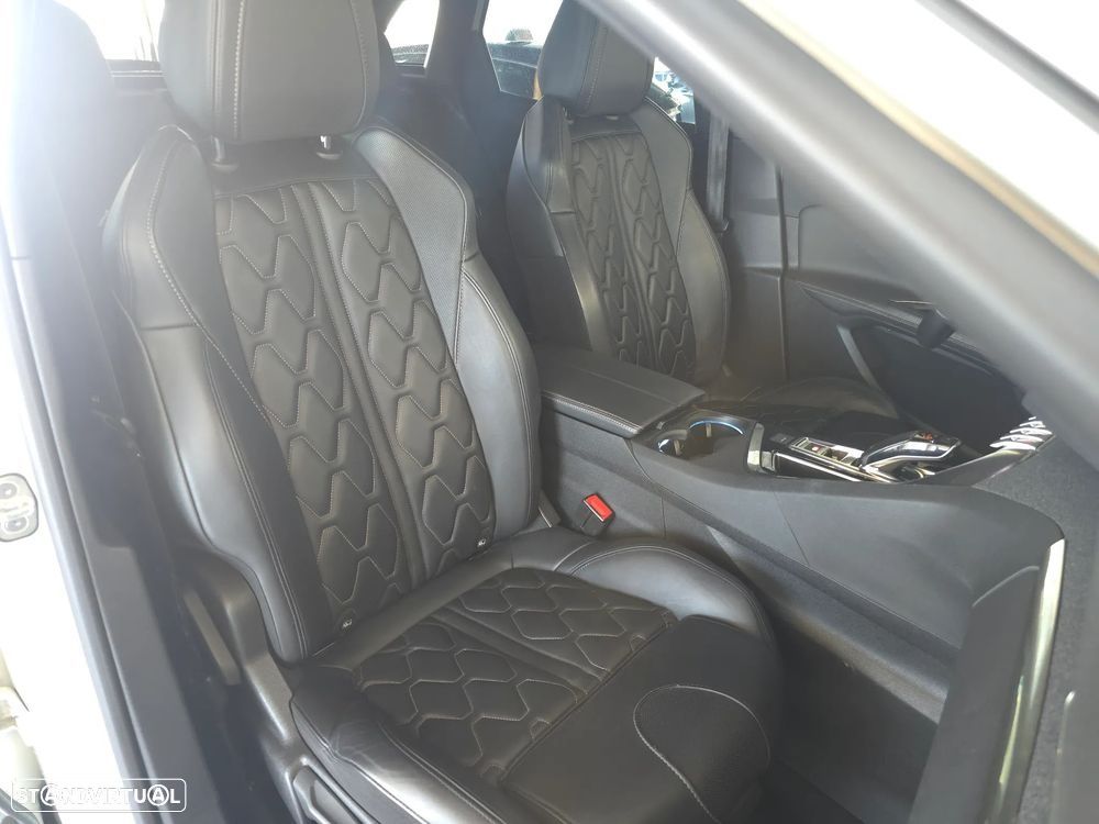 Peugeot 3008 BlueHDi 130 Stop & Start EAT8 GT Pack - 24
