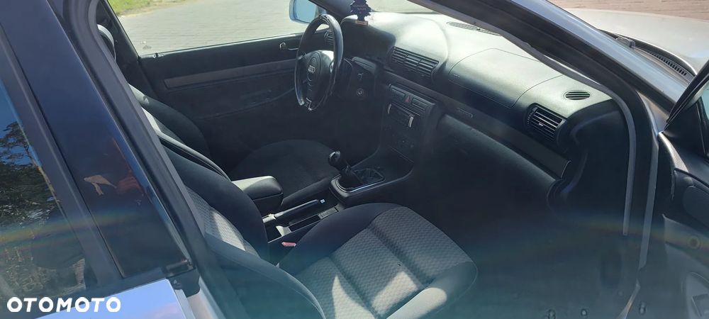 Audi A4 Avant 1.8T Quattro - 35