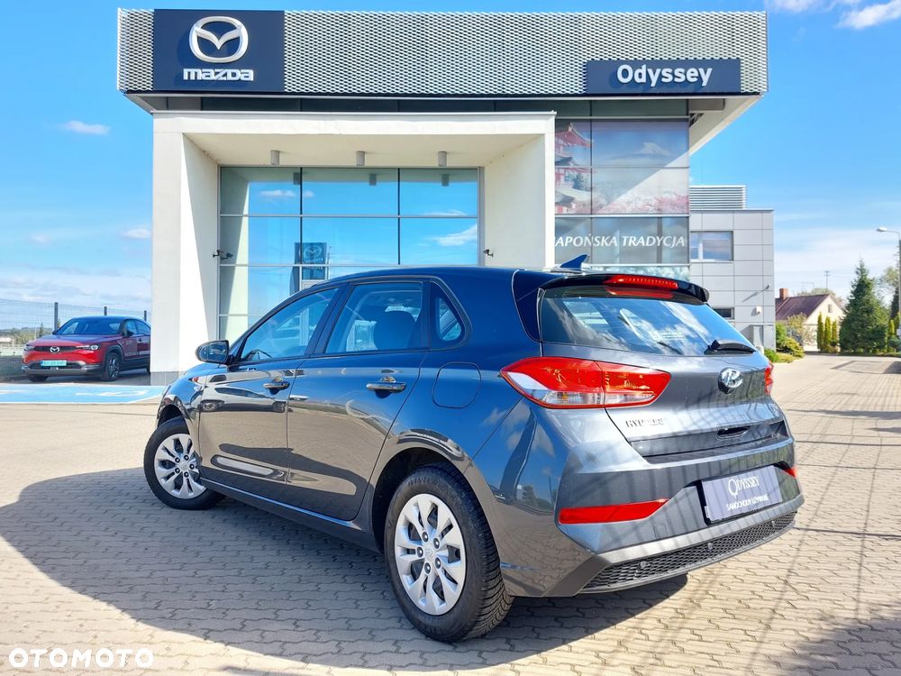 Hyundai i30 1.5 DPI Classic + - 4
