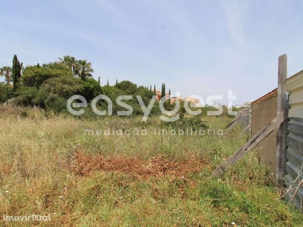 Lote de Terreno com 498 m2 para construção de moradia T3 com piscina - Grande imagem: 4/18