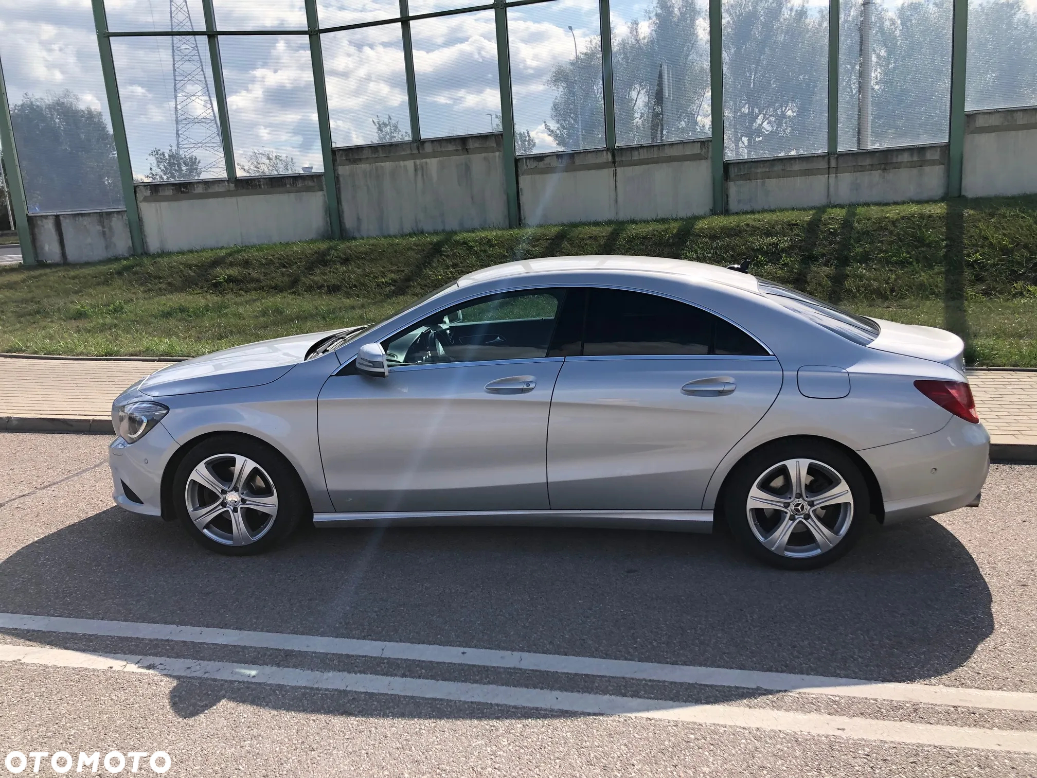 Mercedes-Benz CLA 200 CDI 7G-DCT AMG Line - 4