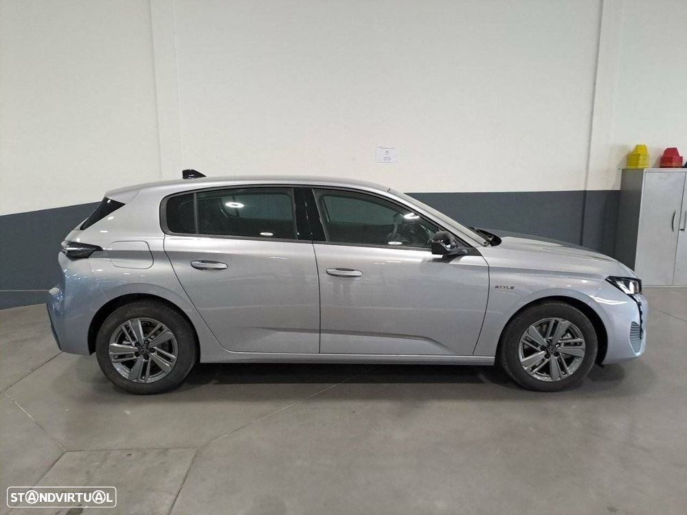 Peugeot 308 1.2 Hybrid Style e-DCS6 - 4