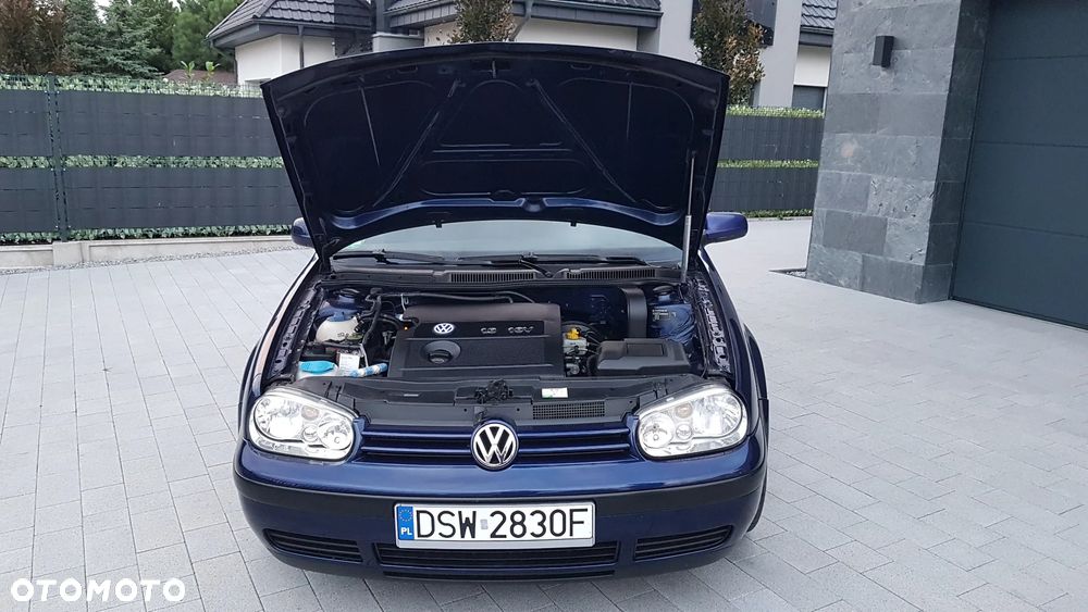 Volkswagen Golf 1.6 Comfortline - 31