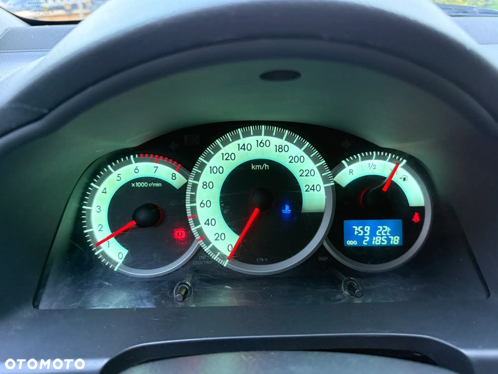 Toyota Corolla Verso 1.8 Sol 7os - 15